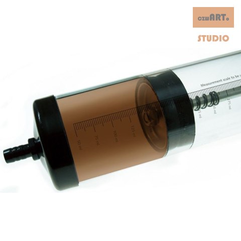 Pompka do odsysania oleju, strzykawka 550ml z wężykiem Pompka do odsysania oleju, strzykawka 550ml z wężykiem
