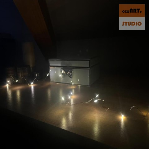 DRUCIK LED DO OZDÓB ŚWIĄTECZNYCH (100cm) NA BATERIE DRUCIK LED DO OZDÓB ŚWIĄTECZNYCH (100cm) NA BATERIE